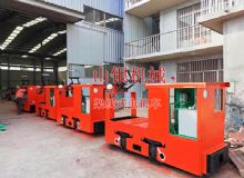 點(diǎn)擊查看詳細(xì)信息<br>標(biāo)題：架線式電機(jī)車 閱讀次數(shù)：1951